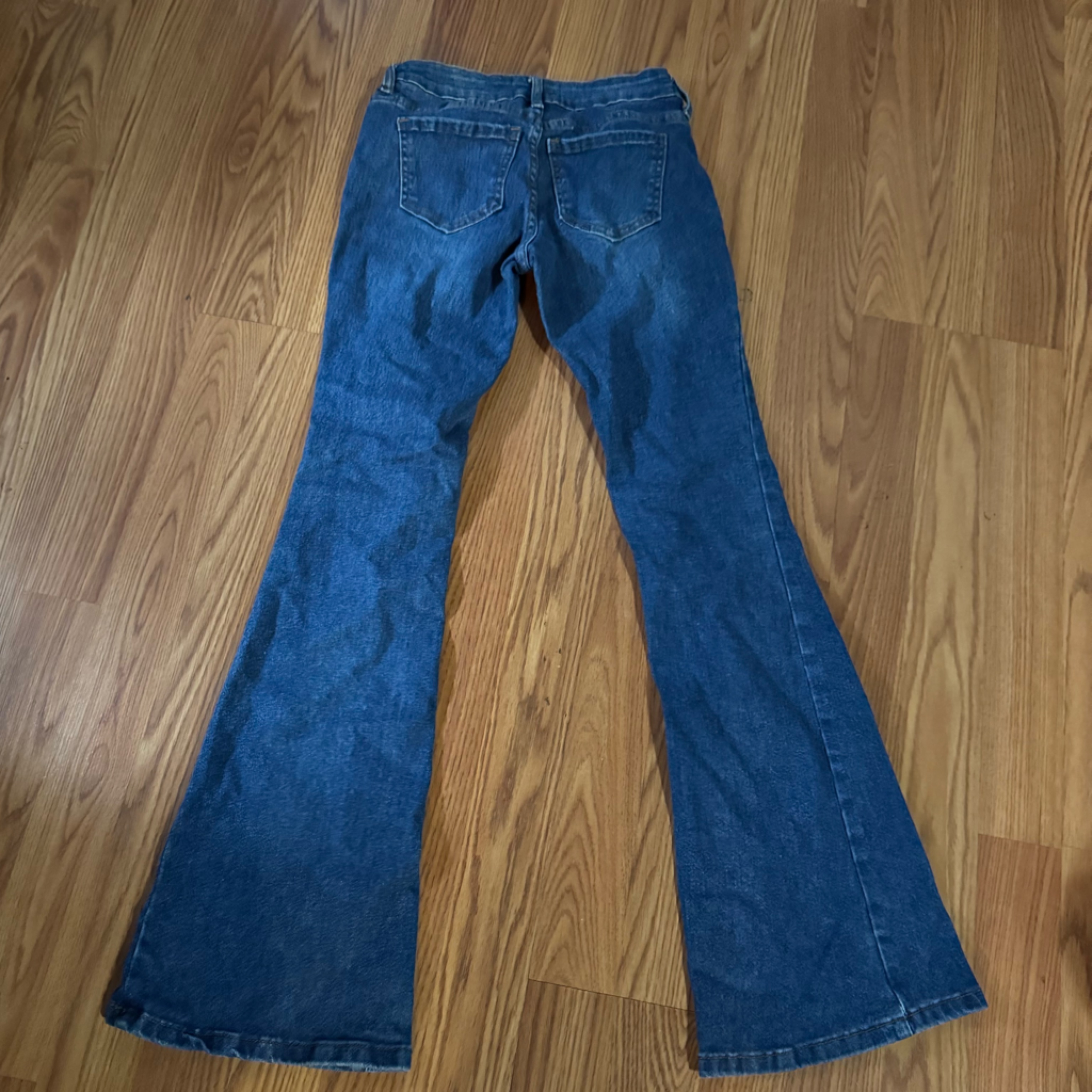 Rise Supply Co Medium Wash Denim Flared Wide Leg Jeans Classic Y2k Basics — image 4 of 8